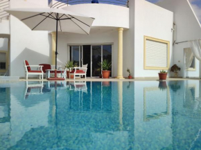 Chambres d'hôtes Conviviales avec piscine privée Chambre Blue Lagune & Suite Azur